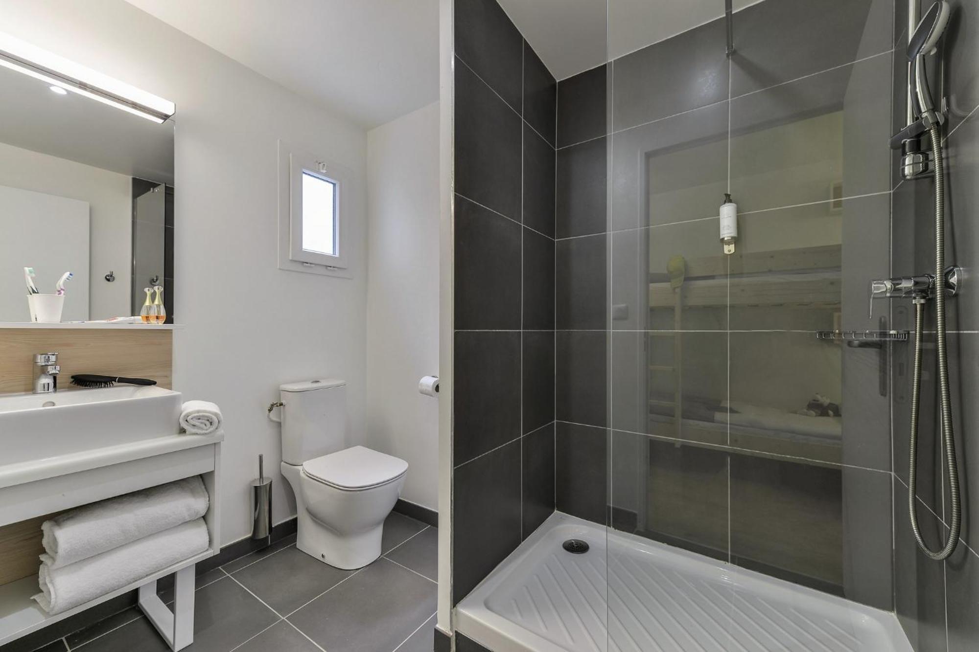 Belambra Clubs Port Camargue - Les Salins Hotel Le Grau-du-Roi Bilik gambar
